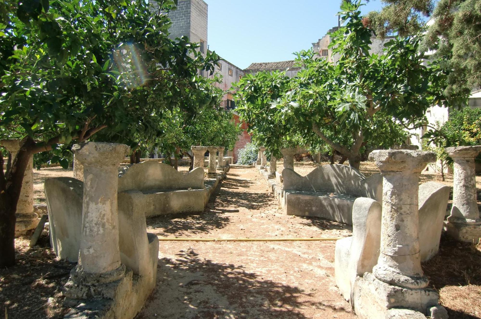 גלטונה Palazzo Leuzzi B&B מראה חיצוני תמונה
