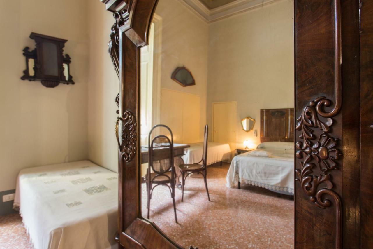 גלטונה Palazzo Leuzzi B&B מראה חיצוני תמונה