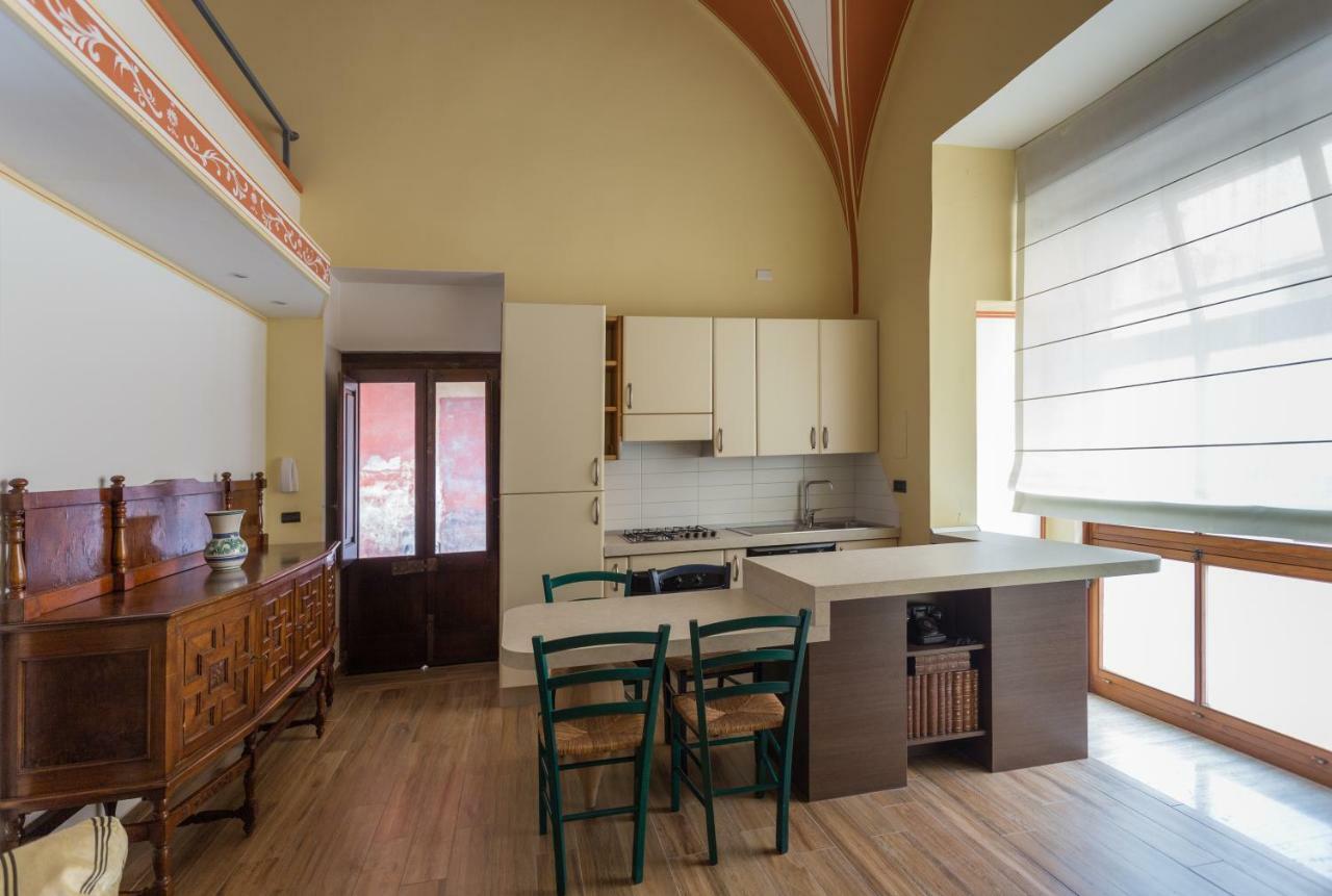 גלטונה Palazzo Leuzzi B&B מראה חיצוני תמונה