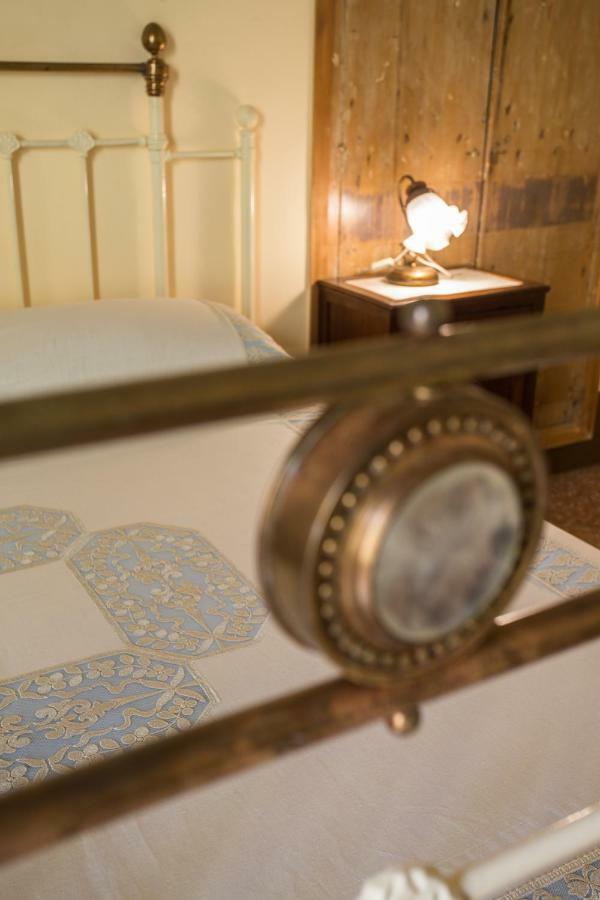 גלטונה Palazzo Leuzzi B&B מראה חיצוני תמונה